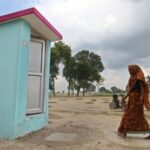 Quand la construction de toilettes protège les femmes…